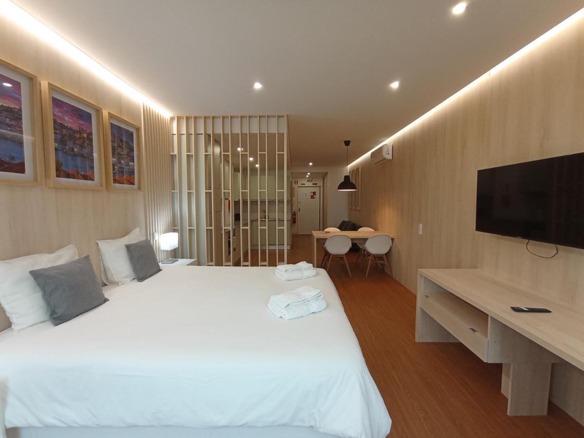 715 Gale Apartment Wi-Fi, Estacionamento Porto Bagian luar foto